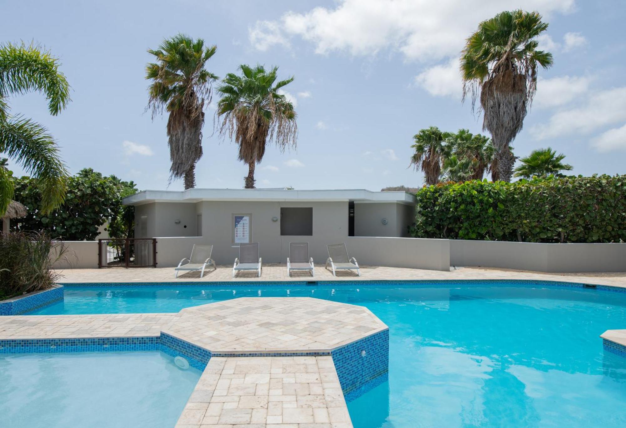 Villa At Secured Gated Resort Near Mambo Beach! يلمستاد المظهر الخارجي الصورة